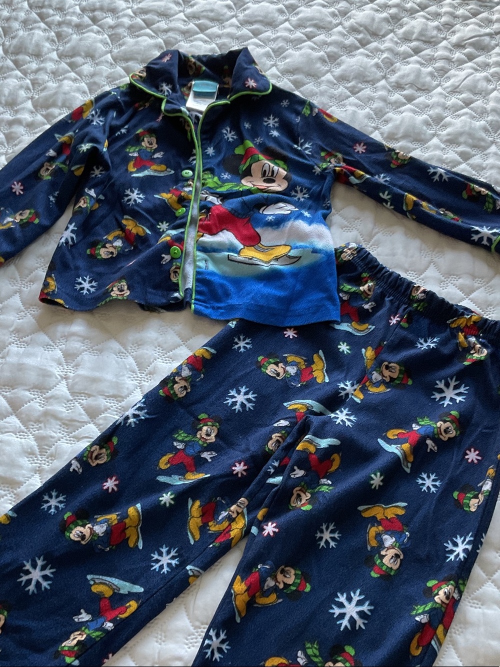 Disney Navy Mickey Mouse Holiday Fleece Pajama Set with Green Trim